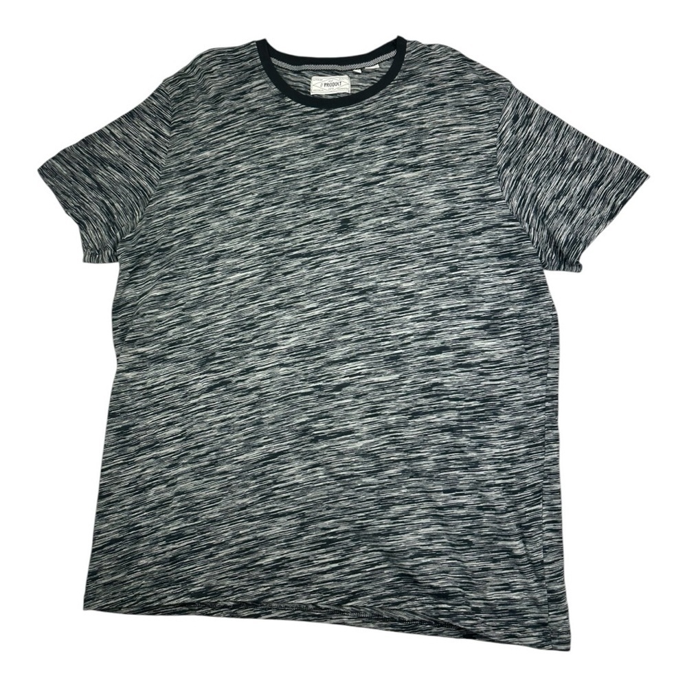 Produkt Black and Gray T-Shirt Size XXL